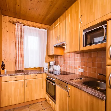 Monarchia Park Üdülőpark 3*