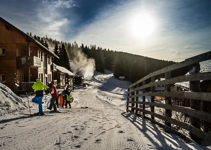 Monarchia Park 假日公园