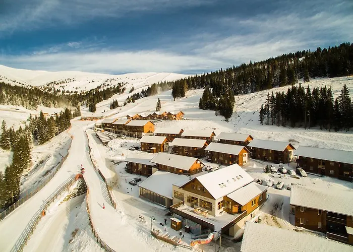 Monarchia Park 3* لاختال