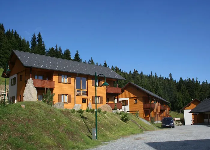 假日公园 Monarchia Park